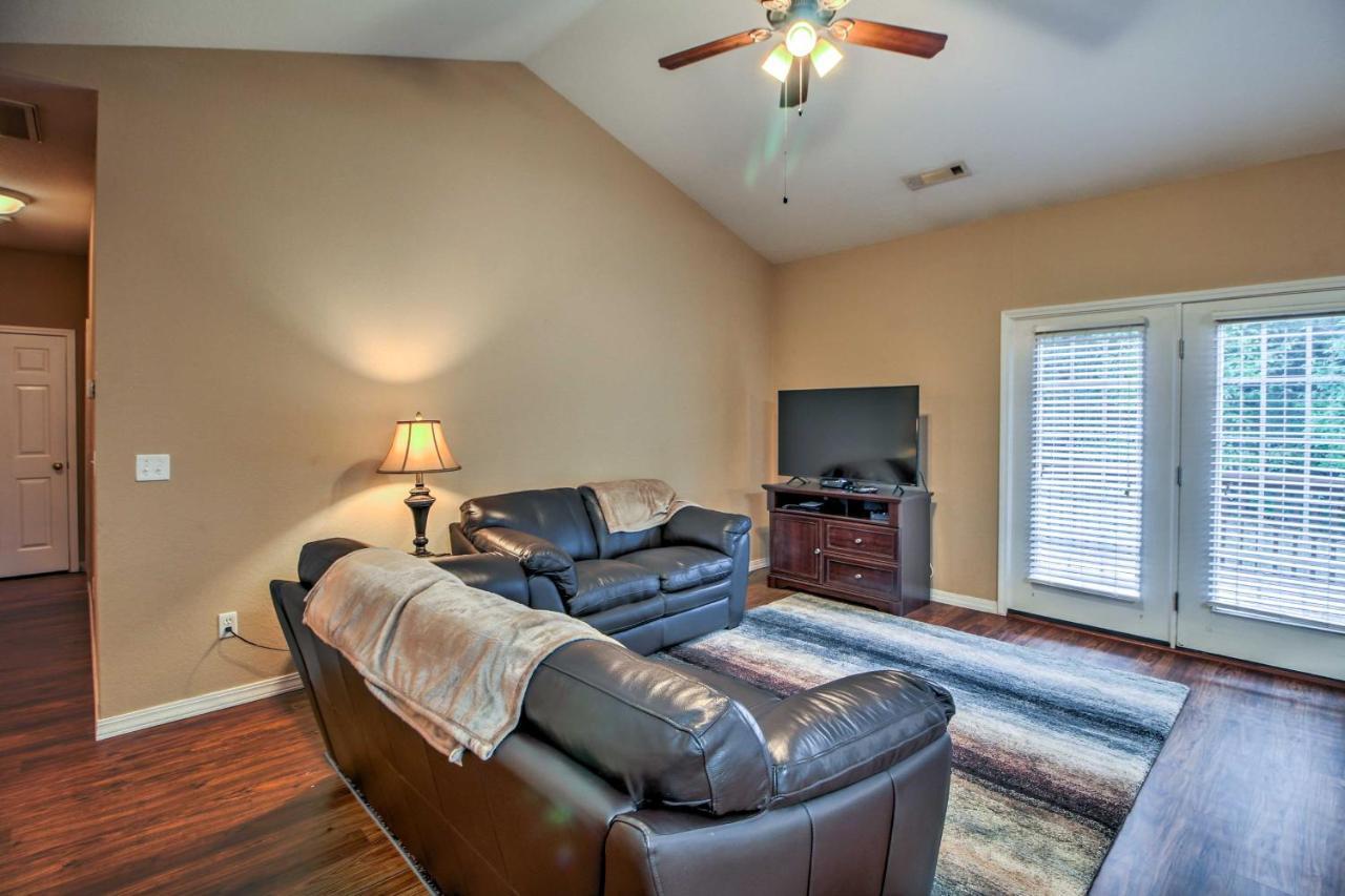 Branson Home With Deck Walk To The Strip And Creek! Exterior foto